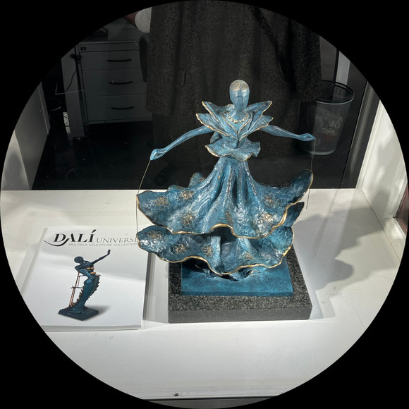 Meet your Posher, Roana - Picture 1 of 1